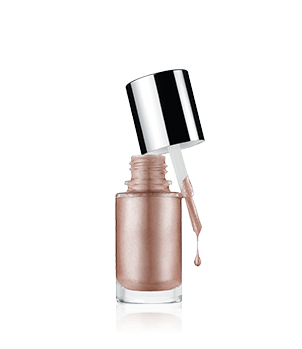A Different Nail Enamel<BR>For Sensitive Skins<br>לק