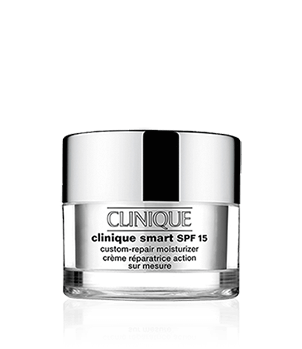 Clinique Smart™ Custom SPF15 Moisturizer<br>קרם לחות יום אנטי אייג'ינג<br>לטיפול בקמטים, גוון עור לא אחיד, מיצוק ולחות<br> עם SPF15.